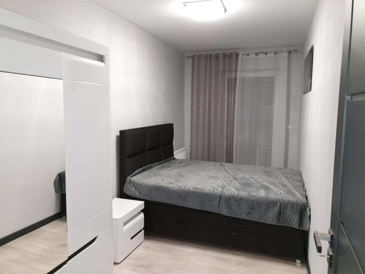 Apartament Skarbowa 1& Parking Leszno  Exterior foto